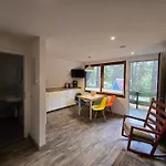 بيت للعطل Gluecklich Am - Ruhe Im Kiefernwald Mit Terrasse & Hund Willkommen - Heinrich تراسينهيد