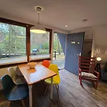 Gluecklich Am - Ruhe Im Kiefernwald Mit Terrasse & Hund Willkommen - Heinrich بيت للعطل