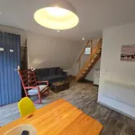 Gluecklich Am - Ruhe Im Kiefernwald Mit Terrasse & Hund Willkommen בית נופש *