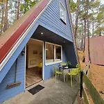 בית נופש Gluecklich Am - Ruhe Im Kiefernwald Mit Terrasse & Hund Willkommen