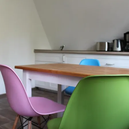 Gluecklich Am - Ruhe Im Kiefernwald Mit Terrasse & Hund Willkommen * Trassenheide