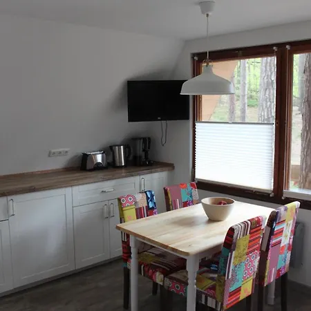 Gluecklich Am - Ruhe Im Kiefernwald Mit Terrasse & Hund Willkommen