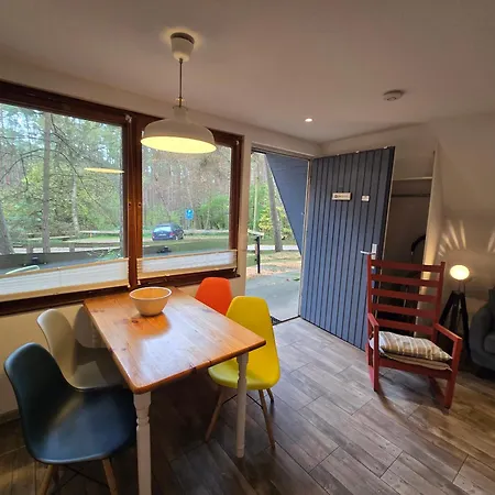 Gluecklich Am - Ruhe Im Kiefernwald Mit Terrasse & Hund Willkommen Tatil Evi